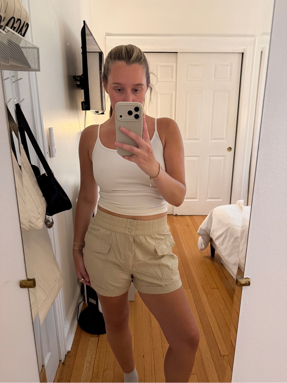 Abercrombie & Fitch Cream Utility Cargo Shorts
